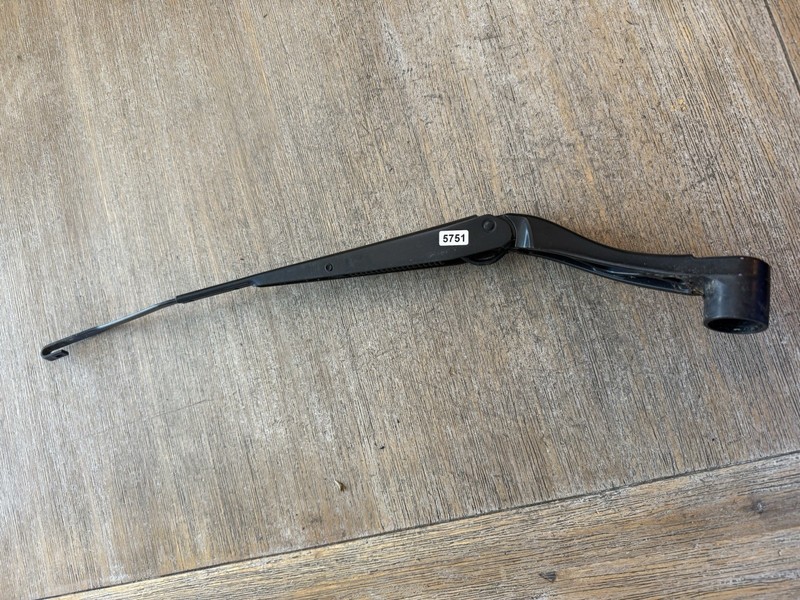 2018-2024 CHEVROLET EQUINOX WINDSHIELD LEFT DRIVER SIDE WIPER ARM & BLADE OEM