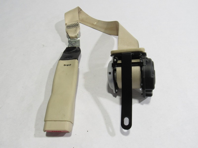 13-18 Lexus ES300H 2015 Rear Center Seat Belt Retractor W/ Buckle ; :Y