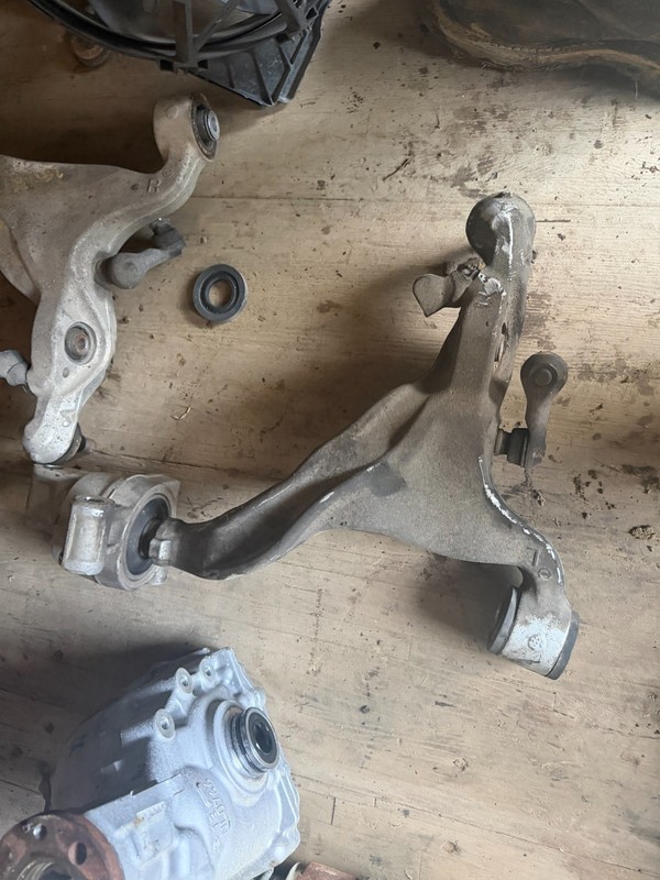 14-23 INFINITI Q50 Q60 OEM RH PASSENGER FRONT LOWER CONTROL ARM