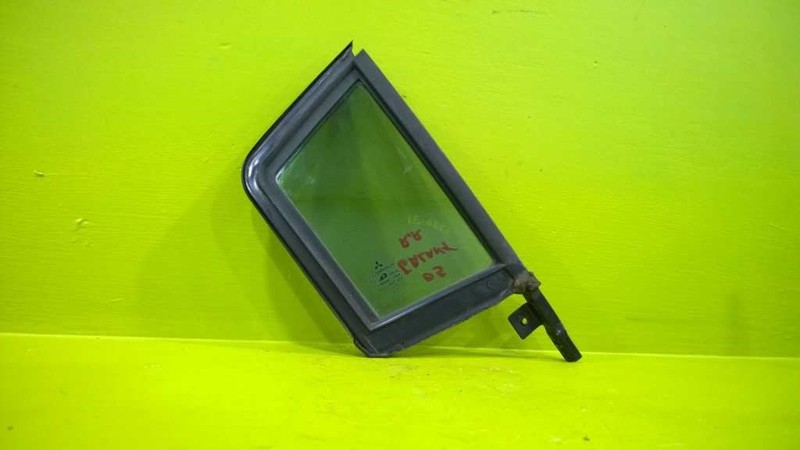 04 05 06 07 08 09 10 11 12 GALANT PASSENGER RIGHT VENT GLASS OEM 3226-31