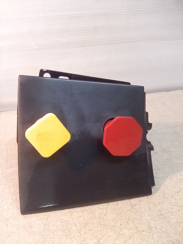 Bendix Mack K096458 Air Brake Valve