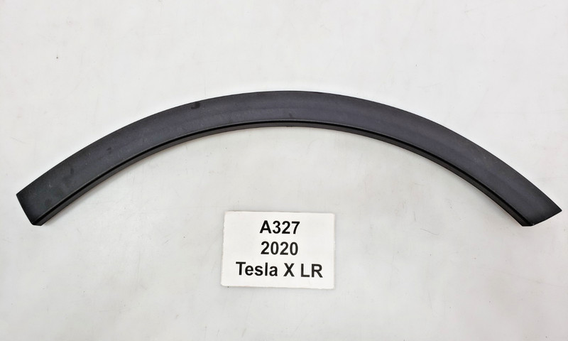 ✅ 16-20 OEM Tesla Model X Rear Left Driver Door Lower Arch Flare Molding NOTE*