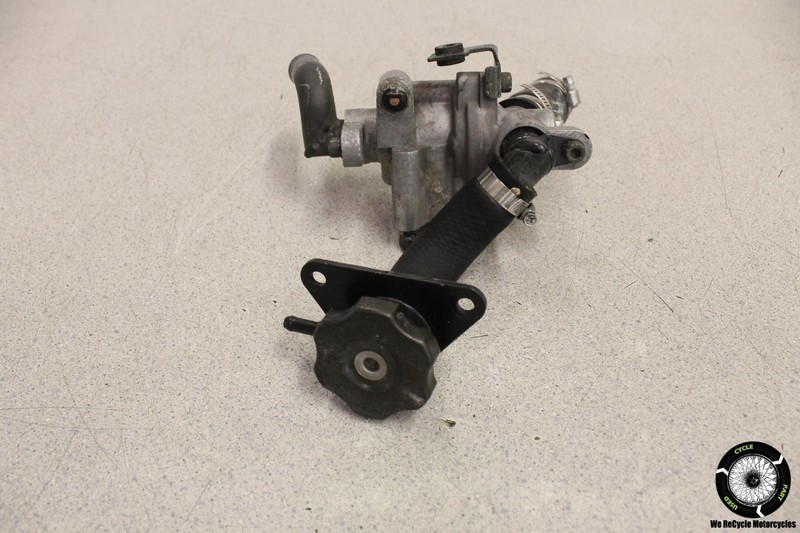 2001 Yamaha Royal Star XVZ1300TF THERMOSTAT W HOUSING ASSEMBLY XVZ 01 1300