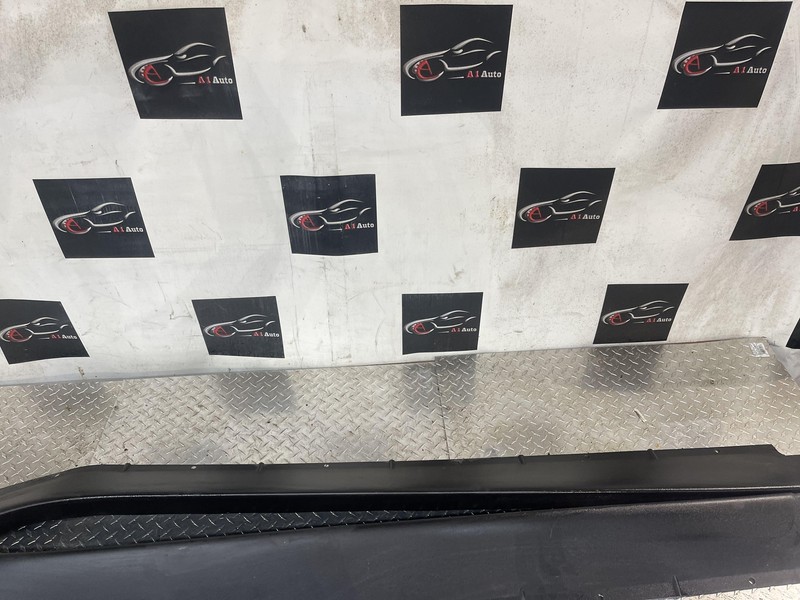 03-07 Hummer H2 Rocker Panel Molding Cover Set LH RH Oem