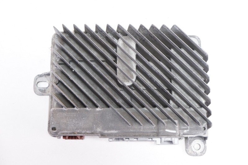 GMC ACADIA CADILLAC XT5 Amplifier AMP BOSE OEM 2017 - 2019