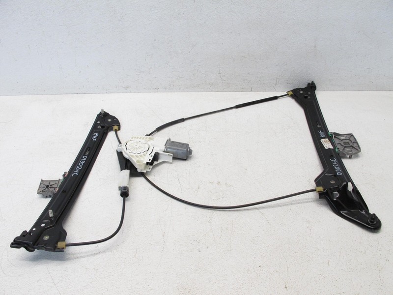 10-17 AUDI 8T A5 S5 RS5 CONVERTIBLE FRONT RIGHT POWER WINDOW REGULATOR MOTOR 013