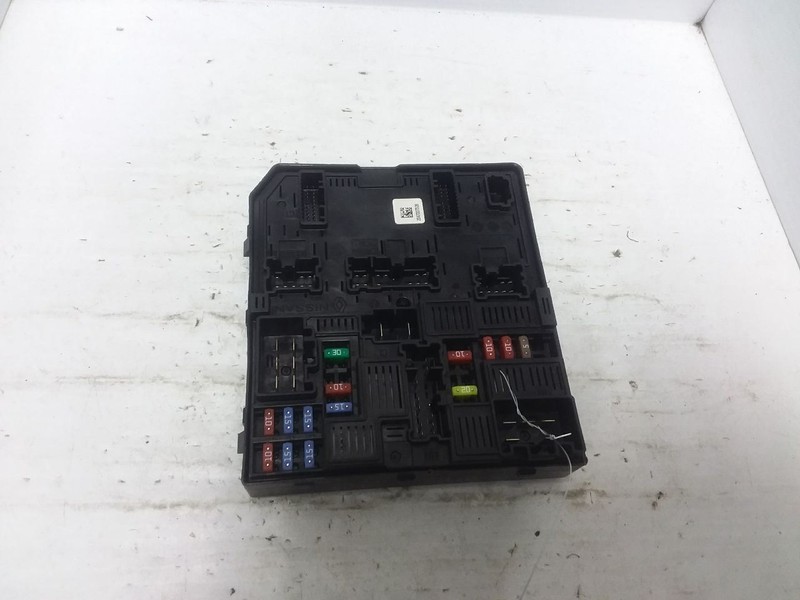 Power Supply Control Module Fuse Box Fits 17-22 Rogue Sport 284B75NA0B