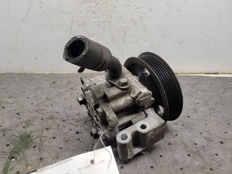 Power Steering Pump Fits 11 GRAND CHEROKEE 1621968
