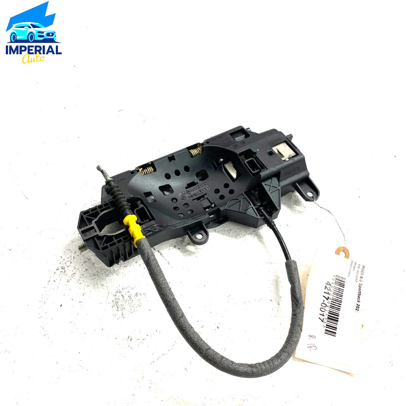AUDI 18-23 A5 SPORTBACK FRONT OR REAR PASSENGER SIDE OUTER DOOR HANDLE BASE OEM
