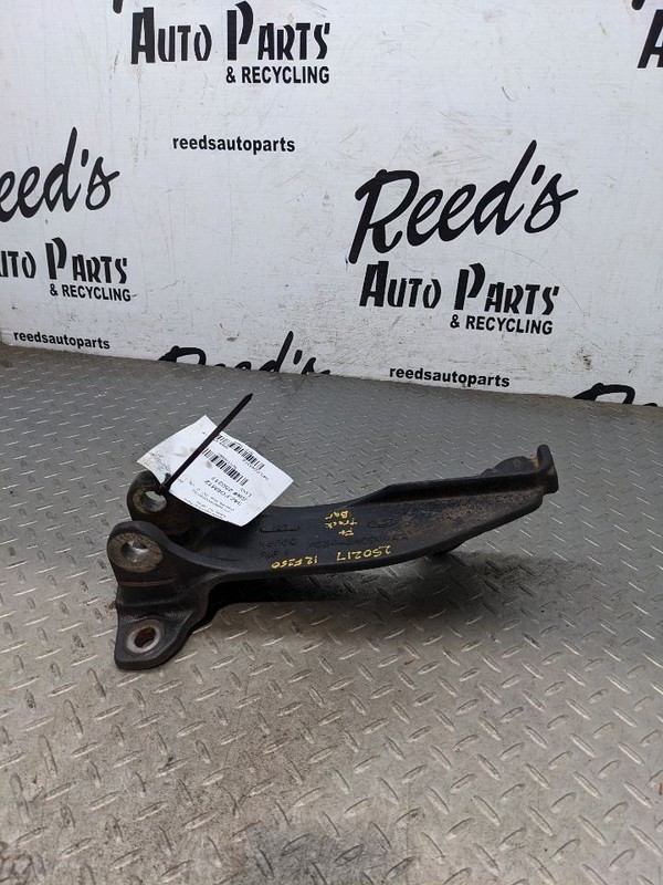 08-22 Ford F250 F350 4X4 4WD Track Bar Bracket Frame Mount OE 7C34-3A094 1178897