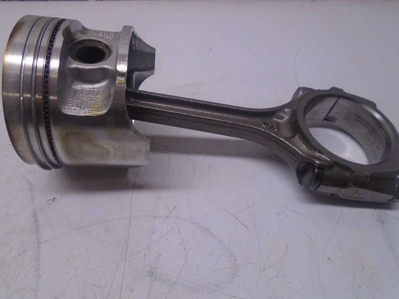 M5 Honda BF75A 75hp outboard piston and rod (13011-ZW1-000) STD size