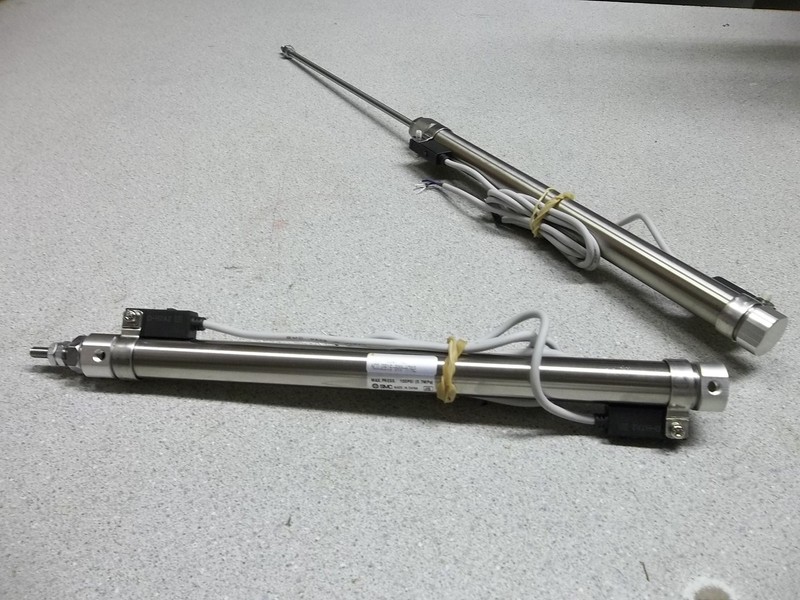 Lot of 2 Pneumatic Air Cylinders 15835 NCDJ2B16-800-H7A2 *FREE SHIPPING*