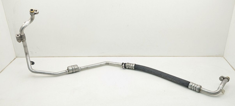 2006-2009 Range Rover HSE L322 4.4L AC hose