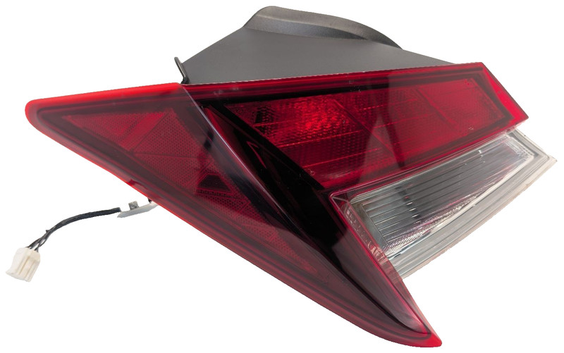 2021-2023 HYUNDAI ELANTRA OEM REAR LEFT OUTER TAILLIGHT STOP BRAKE LIGHT LAMP