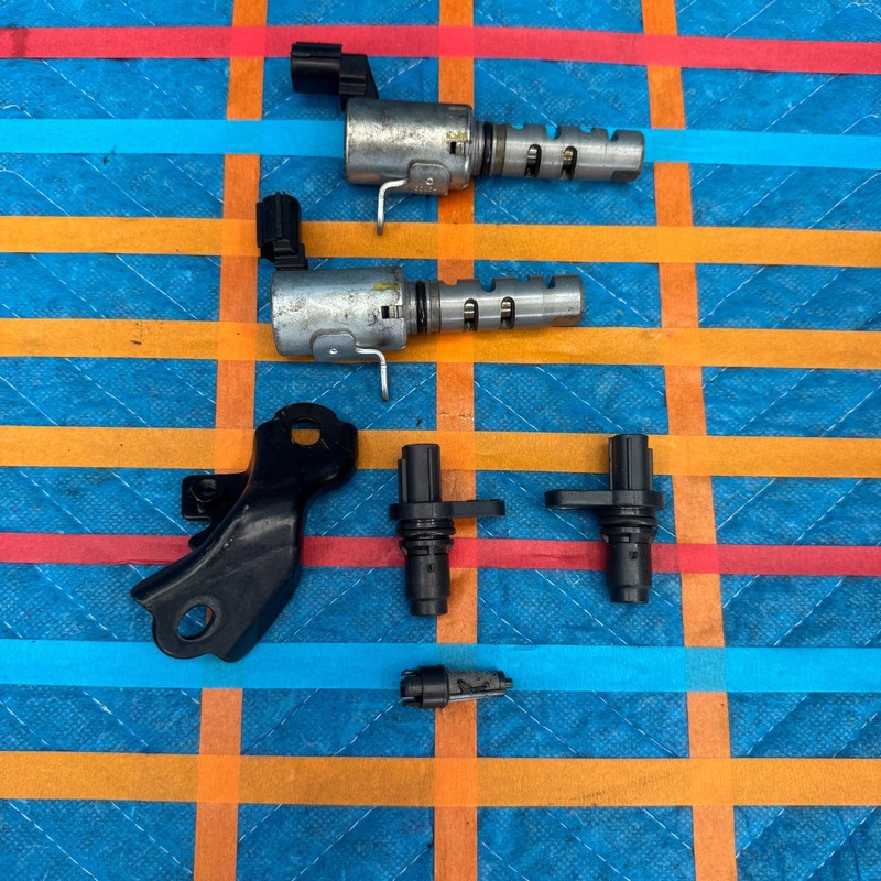 2006–2010 Toyota Sienna VVT Oil Control Valve Set OEM 1533031020
