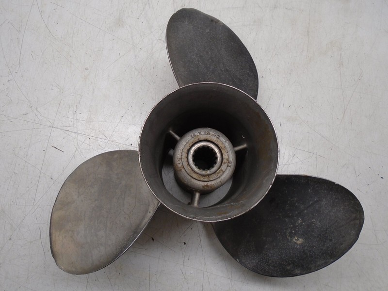 K2 Michigan 33004 14 x 19 RH Stainless Steel Boat Propeller 3 Blade Prop