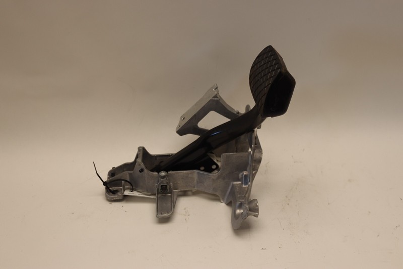 2019-2022 PORSCHE CAYENNE PARKING PARK BRAKE STOP PEDAL OEM