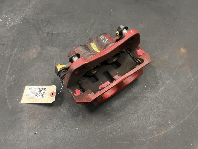 Front Right Brake Caliper 2019 Honda Pilot 45018-TZ5-A02 2016 2017 2018 - 2021