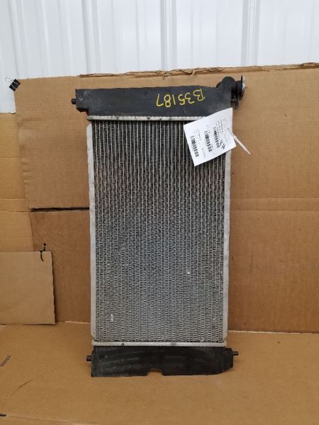 Radiator Fits 03-08 COROLLA 255886