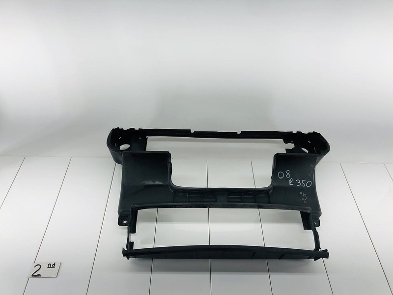 06-10 MERCEDES BENZ R350 FRONT RADIATOR AIR BAFFLE PANEL FRAME OEM