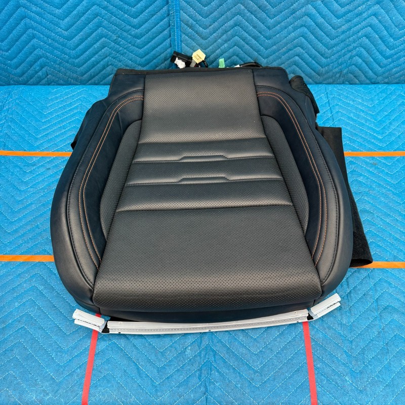 2015–2019 Lexus RC350 Front Passenger Seat Bottom Black EB25 OEM 8751024150