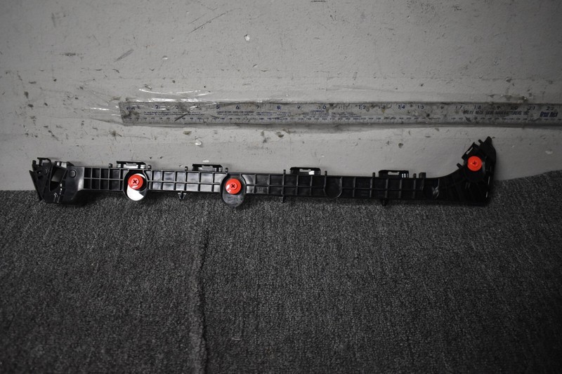 2019-2021 LEXUS ES350 F SPORT UPPER REAR SUPPORT FACTORY OEM