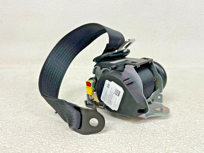 ⭐2017-2023 TESLA MODEL 3 REAR RIGHT PASS SIDE SEAT BELT RETRACTOR OEM LOT2698