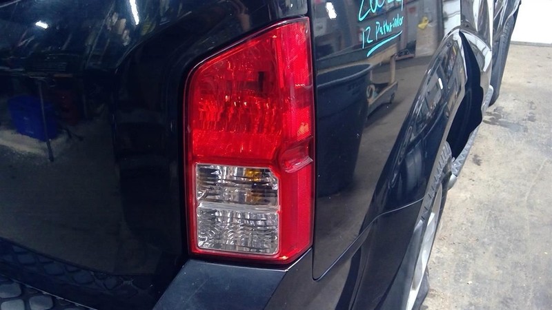 Passenger Tail Light Quarter Mounted Fits 05-12 PATHFINDER 1799510