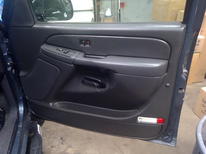 SIERRA 1500 2007 Passenger Right Front Door Trim Panel 1753416