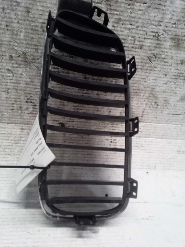 2015 BMW 320I Grille Black 125465 Used 136K Miles OEM Quality Part