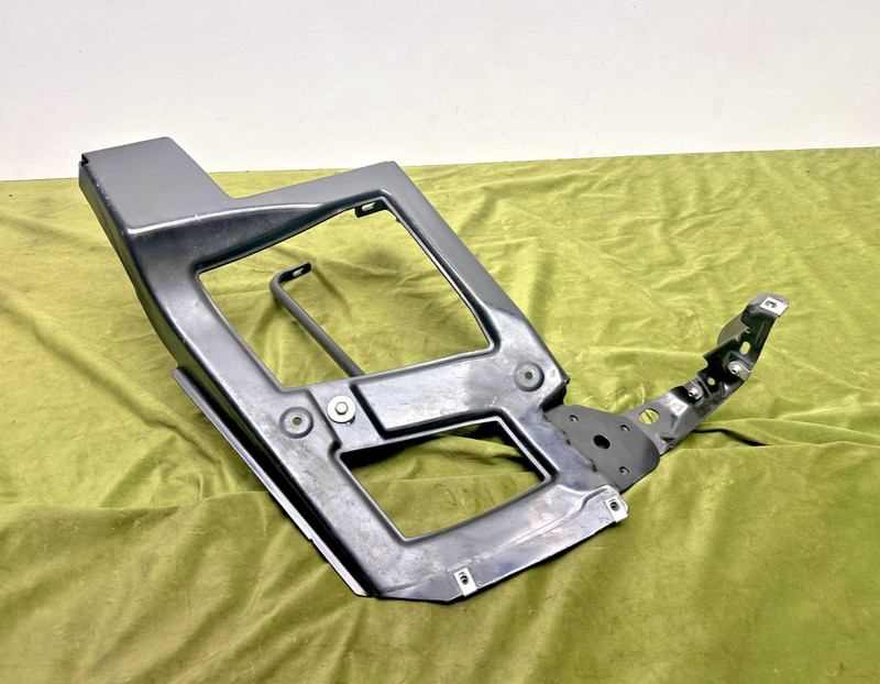 06-10 Pontiac Solstice Front Right Side Bumper Fender Support Bracket OEM 69K Mi
