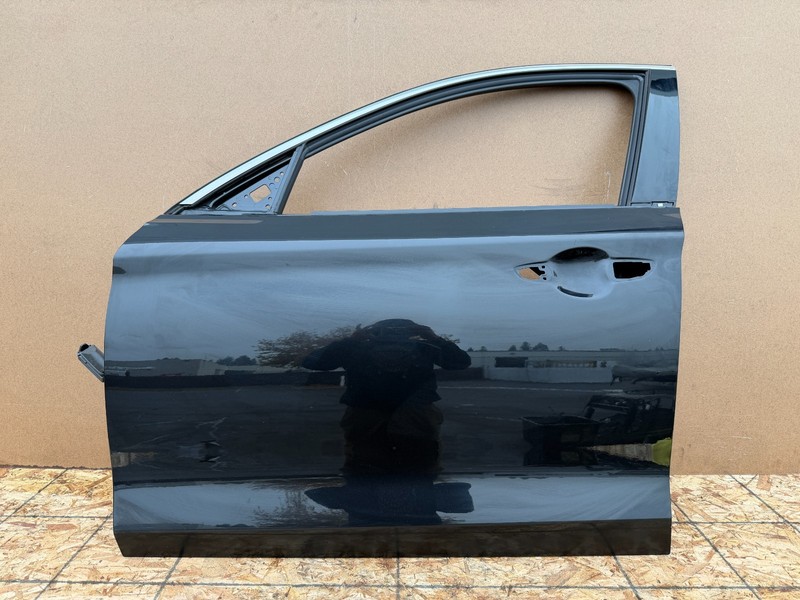 GENESIS G70 2019-2026 OEM FRONT LEFT DRIVER DOOR SHELL ASSEMBLY (BLACK)