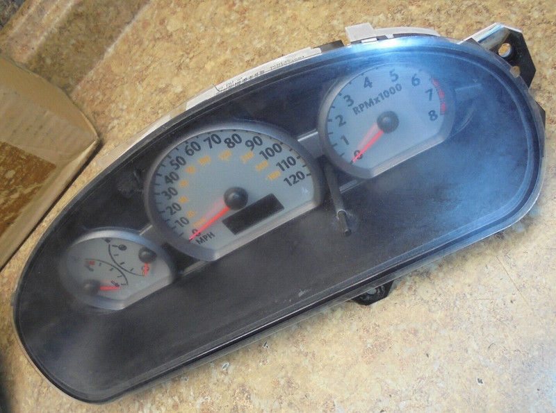 2003 Saturn Ion Center Speedometer Gauge Cluster Dash Odometer Speedo Meter 2004