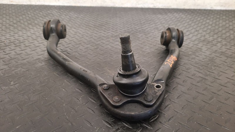 96-02 Chevrolet Express 2500 Front Left Upper Control Arm 8600 GVW OEM 15618255
