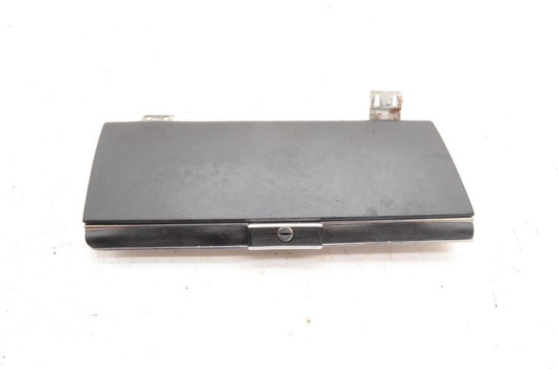 1972-1980 MERCEDES 450SL 107 BLACK GLOVE BOX DOOR HAS A CRACK SEE PICS