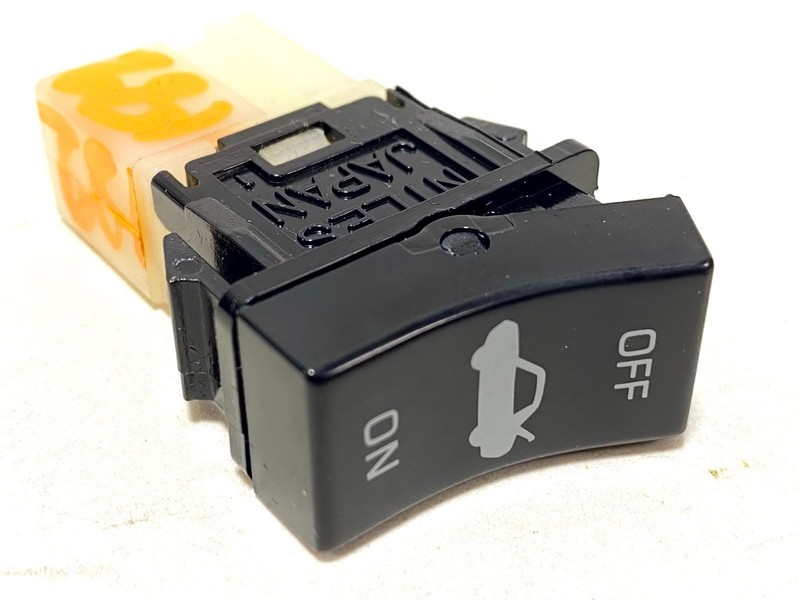 14-23 INFINITI Q50 TRUNK DECK BOOT LID RELEASE CANCEL CONTROL SWITCH OEM