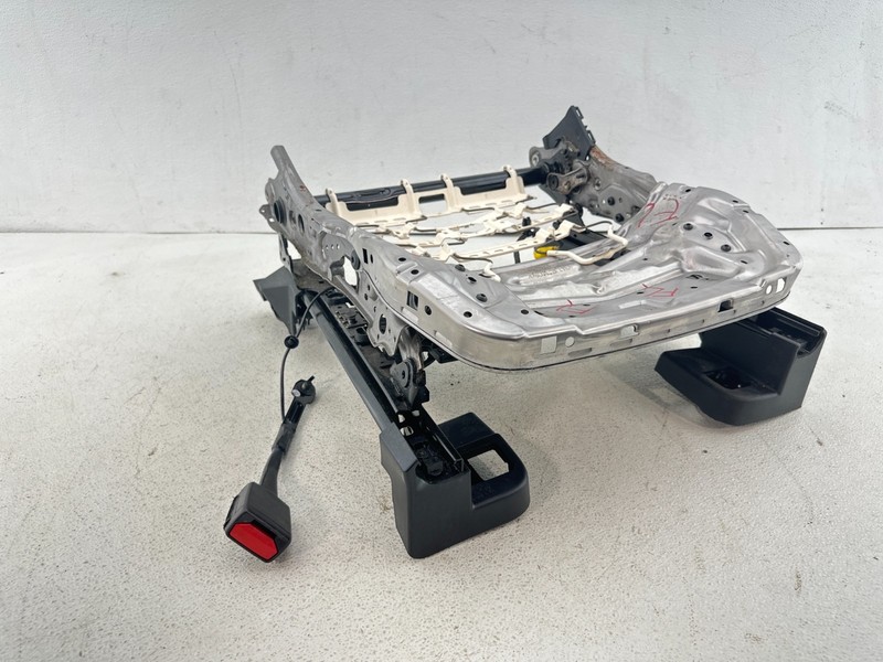 21-23 FORD BRONCO SPORT FRONT LEFTSIDE LOWER SEAT FRAME TRACK OEM SEE PIC!!!!!