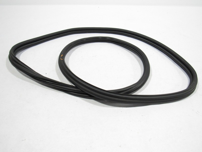Porsche Boxster S 2014 Rear Trunk Weatherstrip Rubber Seal 13-16 ; :A