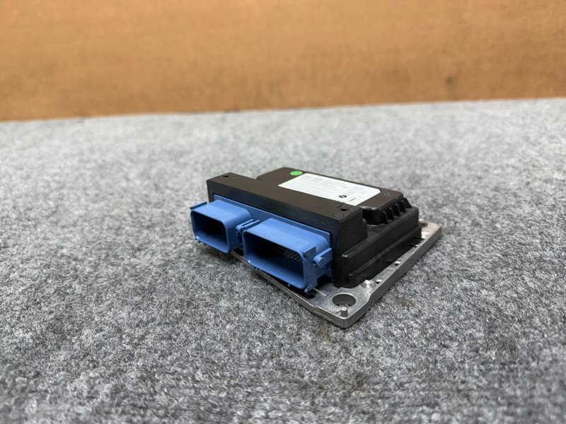 GENESIS G80 2021-2024 OEM UNDER CONSOLE MODULE UNIT ASSEMBLY (INTACT)
