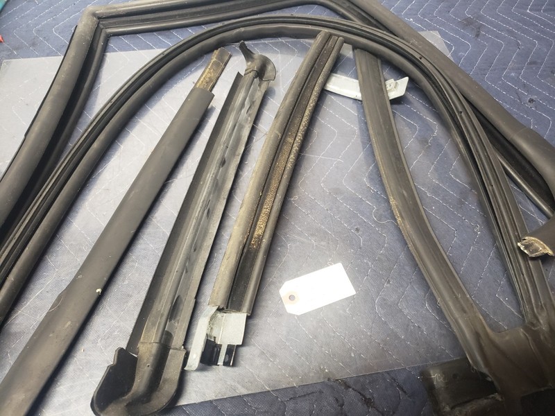 2007 F150 Driver Left Extended Cab Rear Door Trim