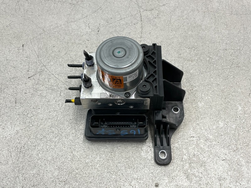 2024 2025 Hyundai Elantra ABS Anti Lock Brake Pump Module Unit 1655 OEM