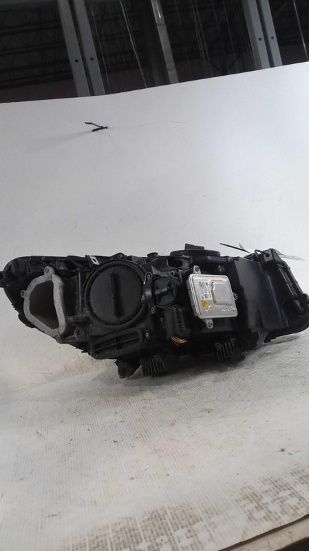 Used Left Headlight Assembly fits: 2016 Bmw 550I GT adaptive headlamps LED headl