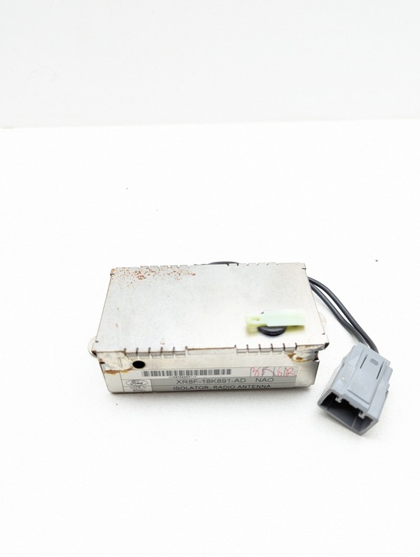 2000 2001 2002 2003 Jaguar S-Type Radio Antenna Isolator XR8F18K891AD OEM