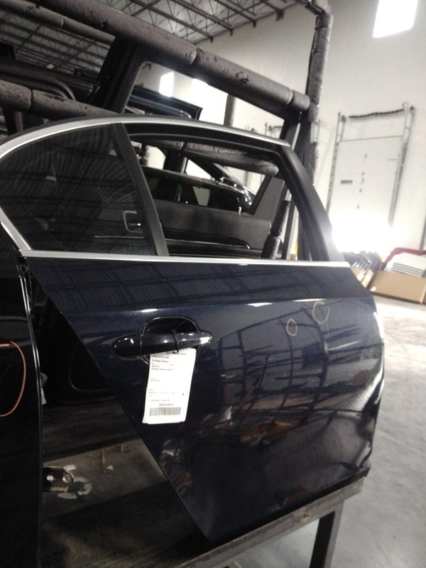 2008 BMW 528i Right Rear Door Blue OEM 497761 101K Miles