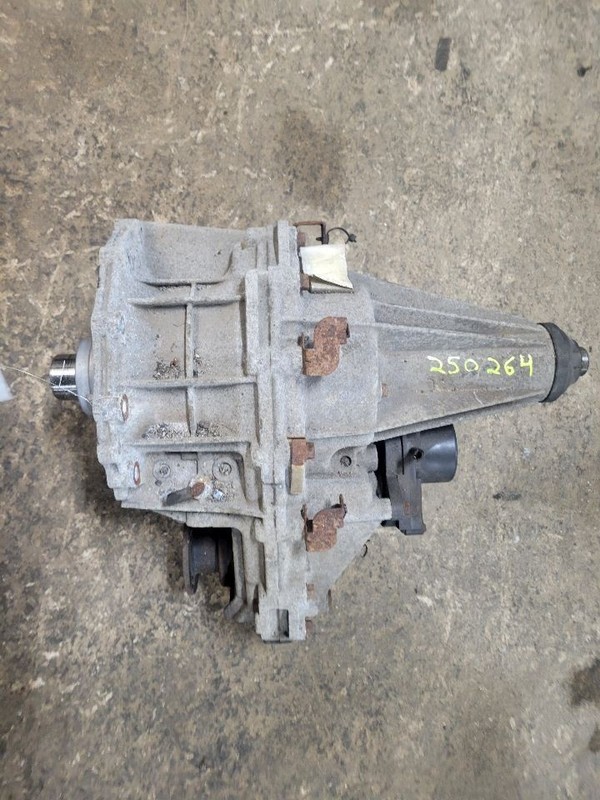 Transfer Case 6 Cylinder Automatic Transmission Fits 05-19 FRONTIER 1624169