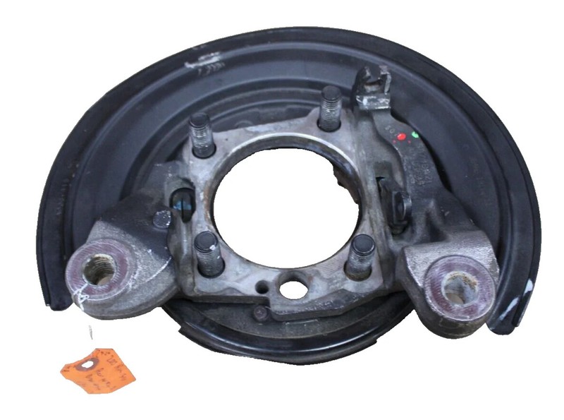 2012-2018 Ram 2500/3500 Rear Knuckle Spindle Assembly w/ Cover