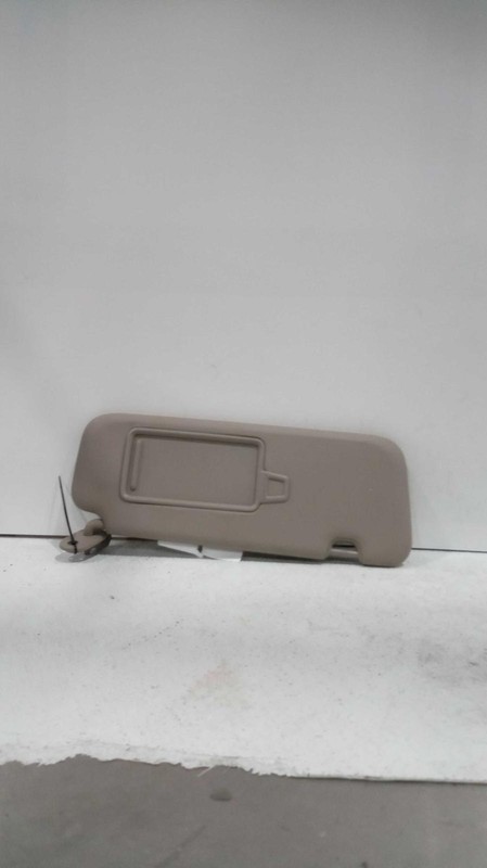 2018 Hyundai Elantra Black Right Sun Visor OEM Used 650878 28K Miles