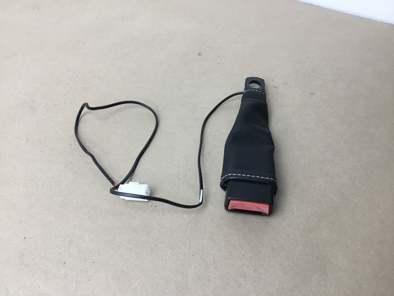 Maserati Granturismo S 2010 Front Left Seat Belt Seatbelt Buckle 08 - 12 :O