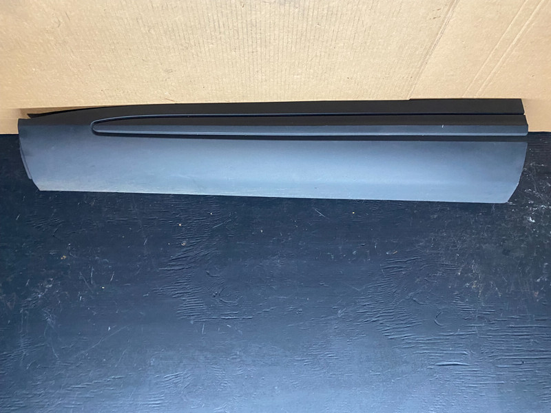 2020 to 2023 Ford Explorer Police Front Left Door Molding Trim OEM F7014 DG1