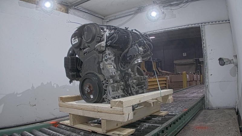 2016 Volvo V60 2.0L Engine Complete Assembly FWD 129K Miles OEM 36011412